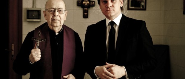 Tarczyński z o. Gabriele Amorthem papieskim egzorcystą 2