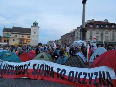 933977_665292556830232_1273177297_n