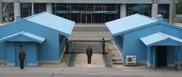 800px-North-South_Korean_border_(6647230281)